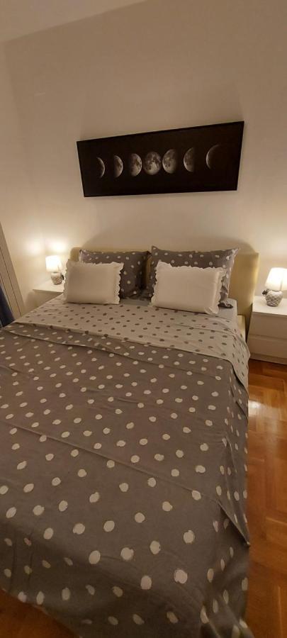 Apartments Tomic Biograd Na Moru Exterior foto