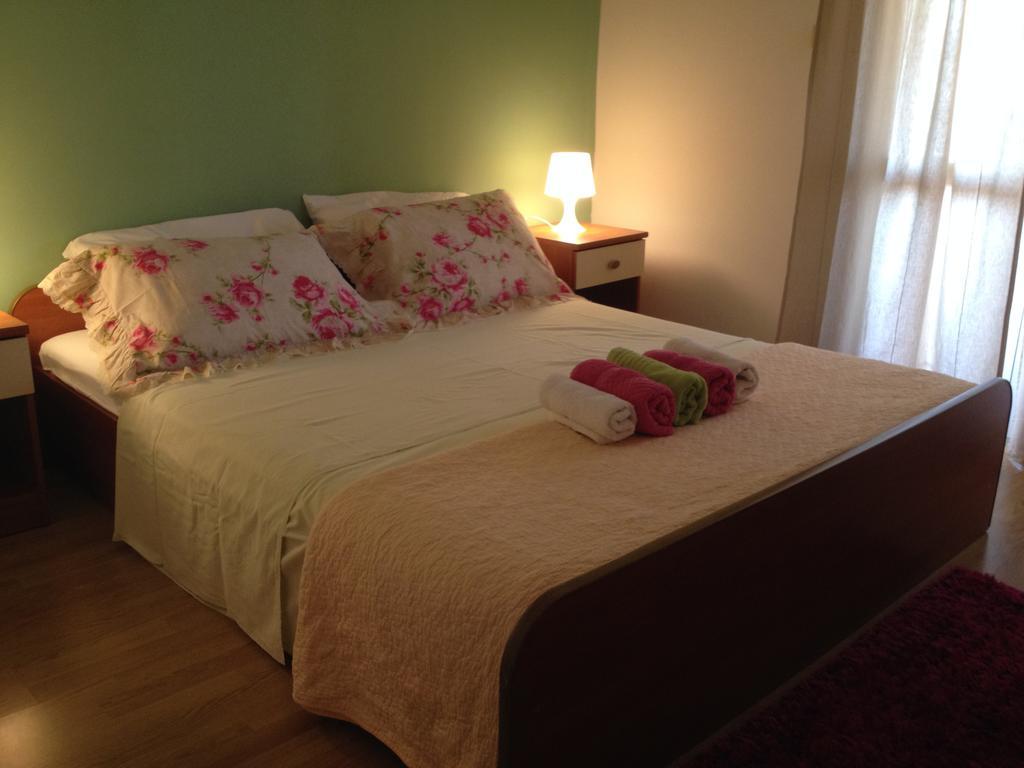 Apartments Tomic Biograd Na Moru Exterior foto